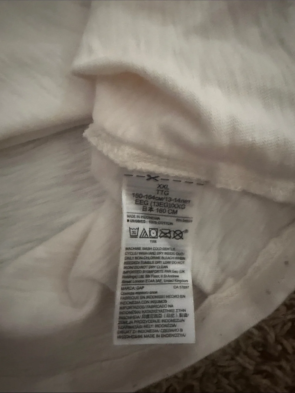 GAP White Long Sleeve Tee with Subtle Sparkle
